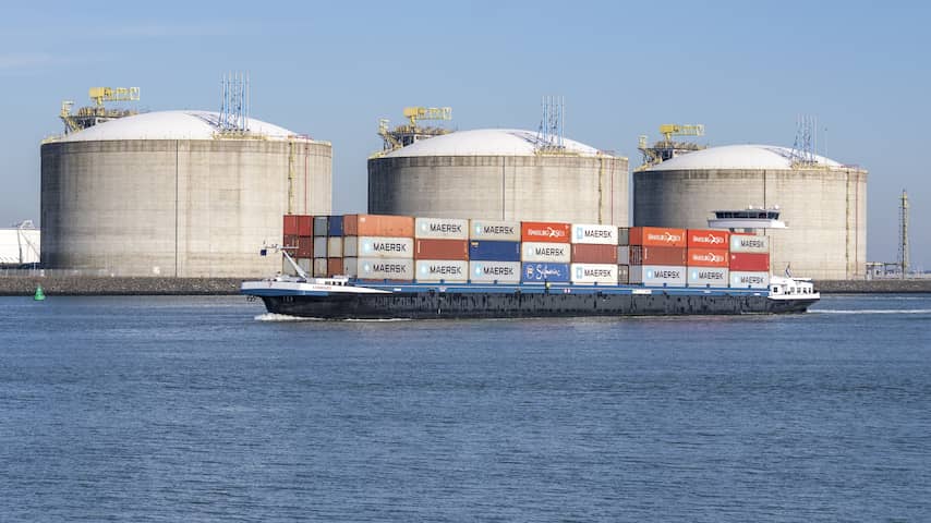 Vopak verkoopt drie chemische terminals in Rotterdamse haven