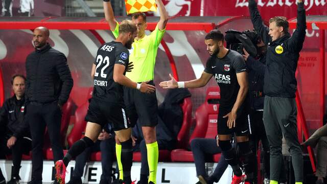 De wedstrijd tegen FC Twente was snel voorbij voor de blunderende Timo Letschert.