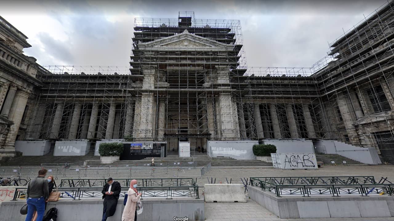 Scaffolding for the Brussels Courthouse of Justice itself needs to be replaced after 40 years of renovation |  NOW