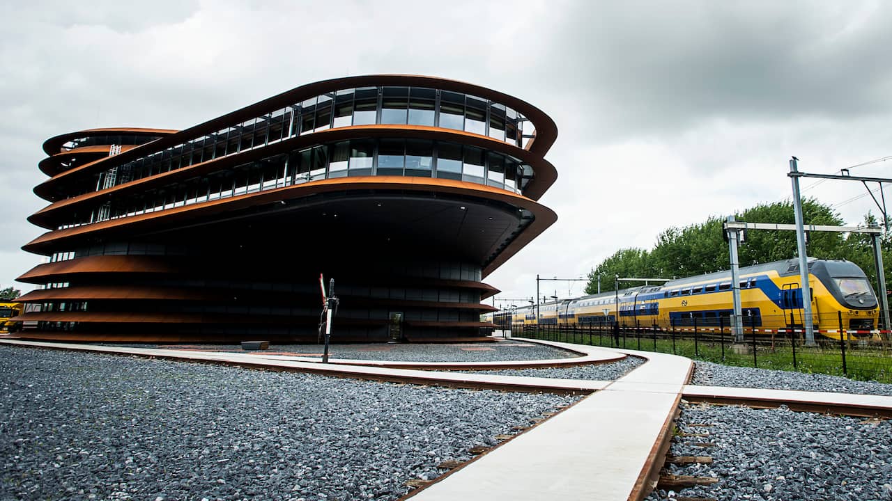De verkeersleidingspost van ProRail in Utrecht.