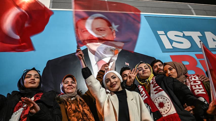 Partij van Turkse president Erdogan eist verkiezingswinst op in Istanboel