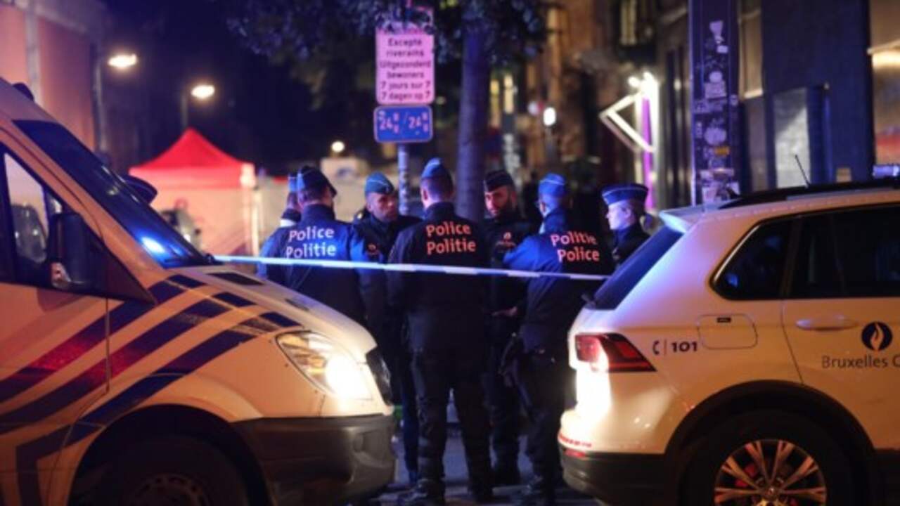 Un agente è stato ucciso a Bruxelles dopo un attacco di coltello e un colpo di pistola all’autore |  All’estero