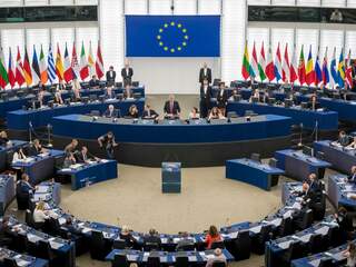 PVV'er in Europarlement moet 'buitensporige gadgets' terugbetalen