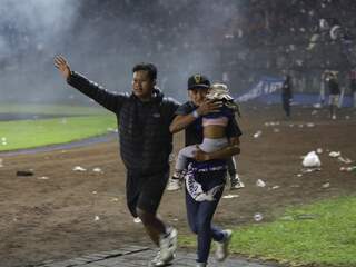 Politie biedt excuses aan voor stadionramp in Indonesië en erkent fouten