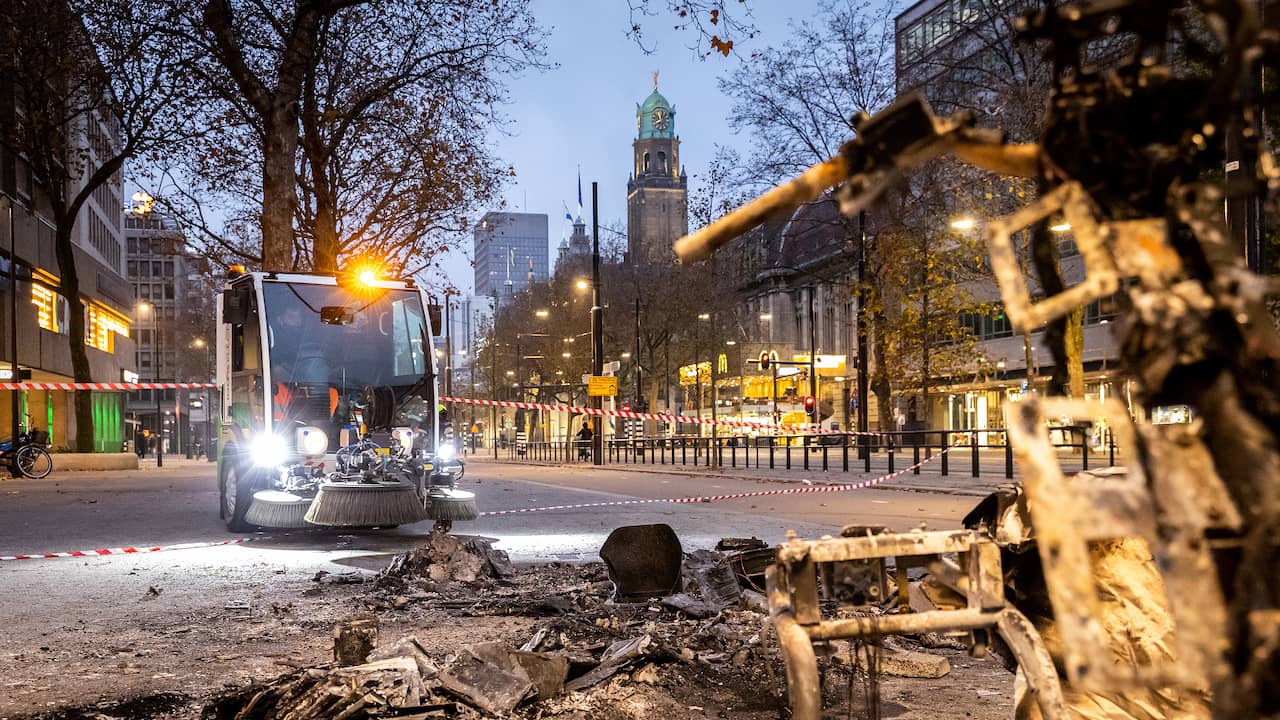 Vrouw (26) krijgt vijf maanden cel voor rellen in centrum Rotterdam