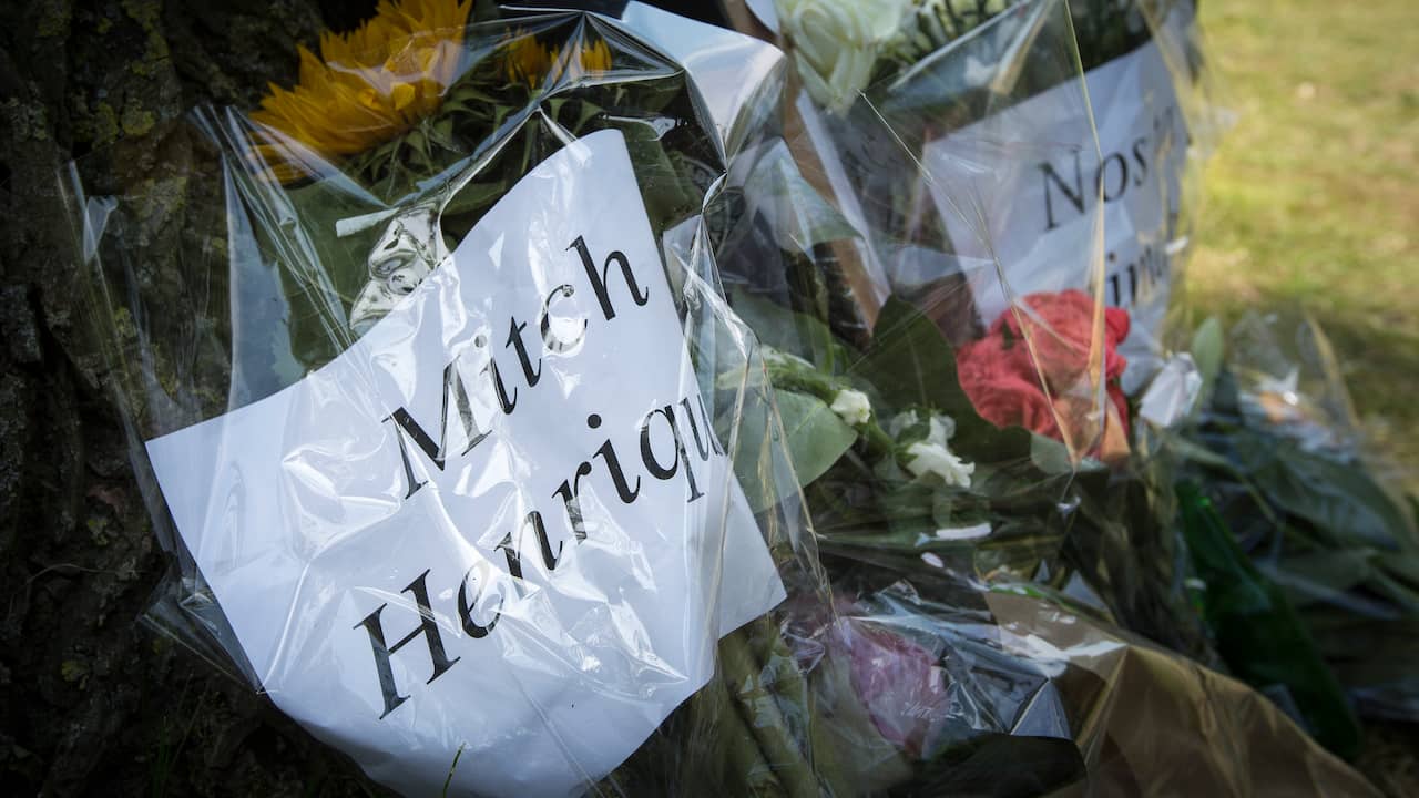 Bekijk de oude beelden van de arrestatie van Henriquez