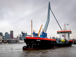 Duurzaamste baggerschip van Nederland gedoopt in haven Rotterdam