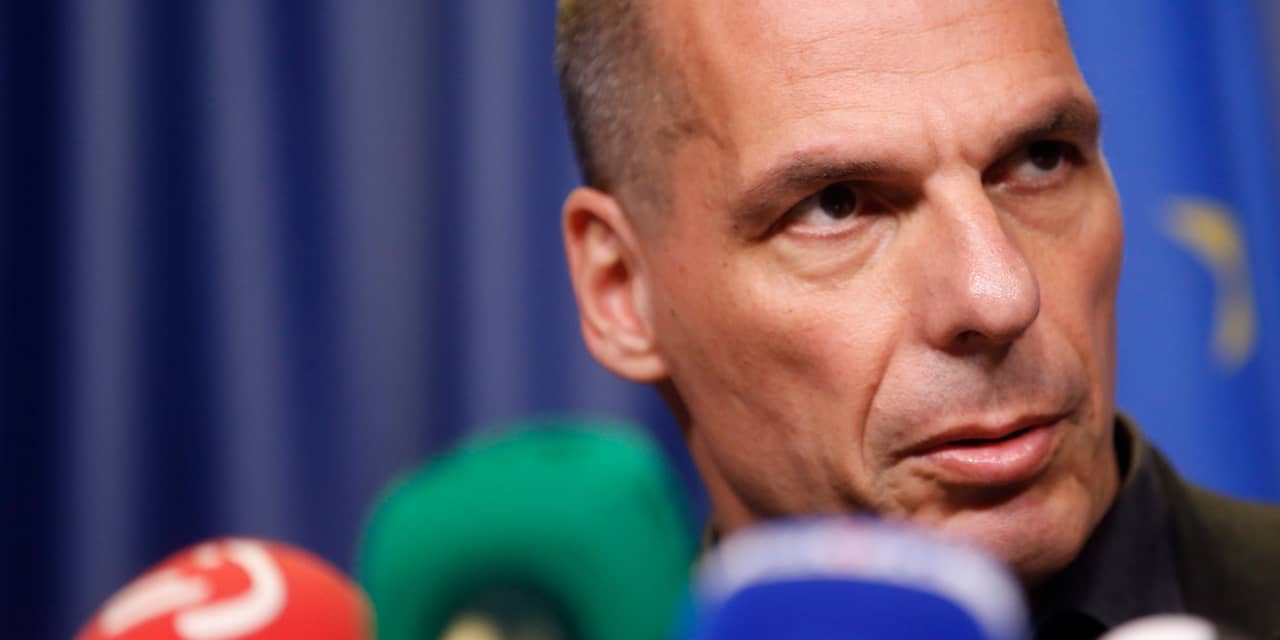 Griekse minister van Financiën treedt af als Grieken 'ja' stemmen