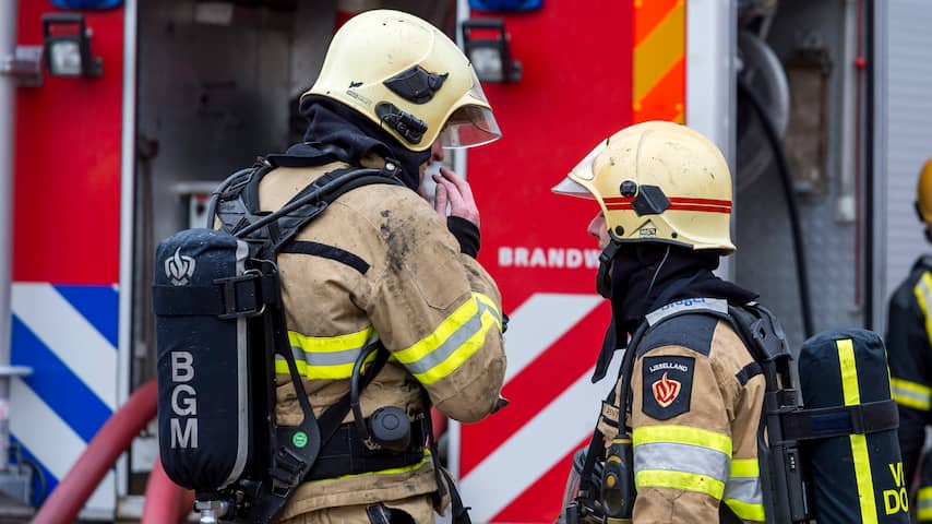 'Nederlanders vertrouwen brandweerlieden meer dan politici en bankiers'