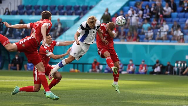 Een doelpunt van Joel Pohjanpalo werd in de openingsfase geannuleerd.