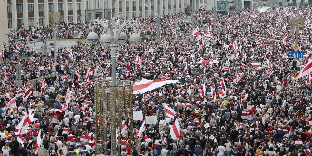 Ondanks dreigementen Wit-Russische regering weer grote protesten