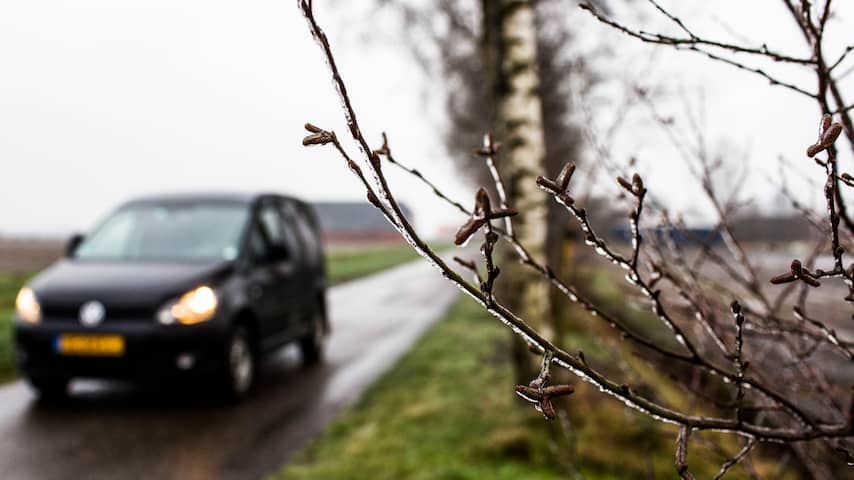 KNMI Waarschuwt Voor Gladheid, Code Oranje In Gelderland Beëindigd ...