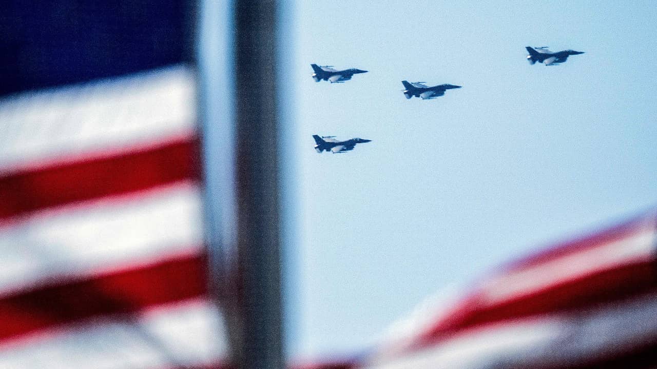 F-16 näher an der Ukraine: Die USA würden Lieferungen nicht länger verzögern |  Krieg in der Ukraine