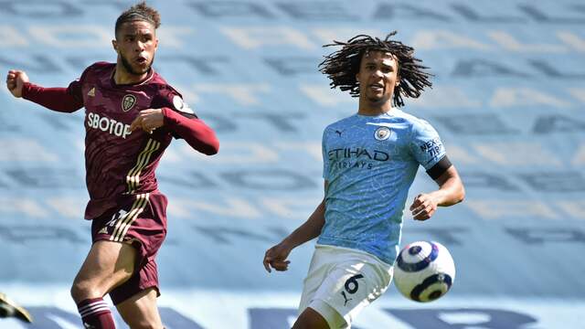 De teruggekeerde Nathan Aké speelde een uur mee bij Manchester City in de wedstrijd tegen Leeds United.