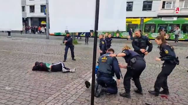 Duitse anti-islamactivist neergestoken tijdens bijeenkomst in Mannheim