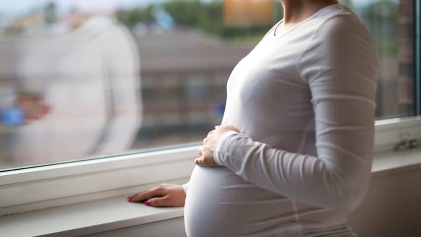 14 procent jonge Rotterdamse vrouwen is zwanger geweest