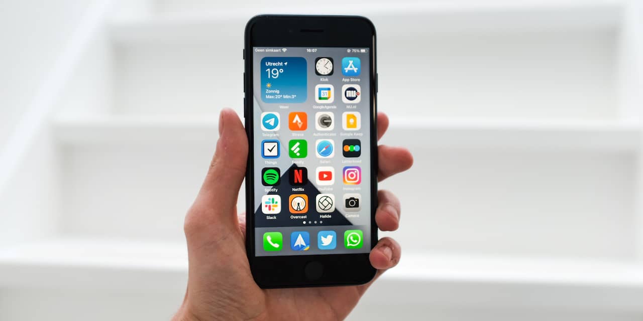 Review: De iPhone SE oogt verouderd, maar is klaar voor de toekomst
