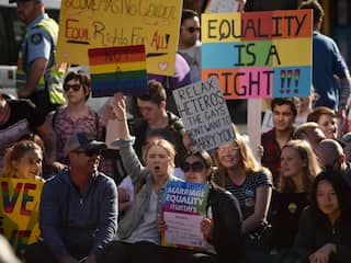 Australiërs gaan de straat op om te pleiten voor homohuwelijk