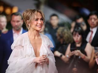 Jennifer Lopez zegt tournee af om tijd door te brengen met familie
