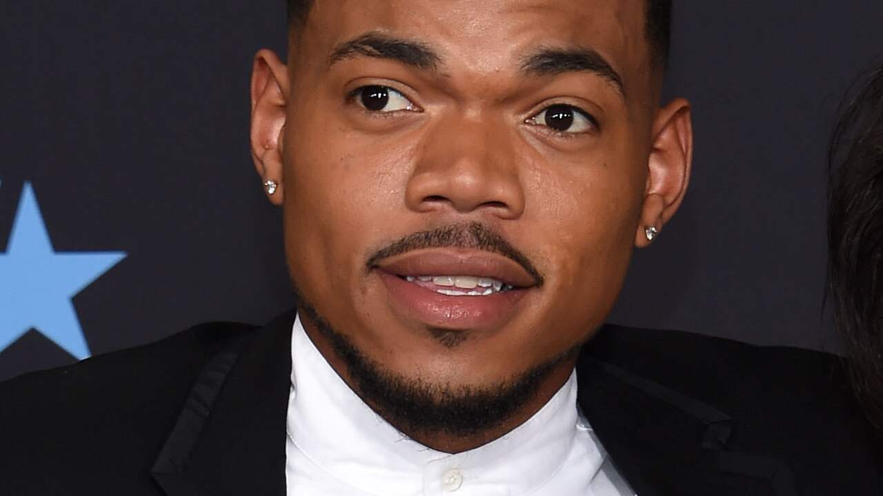 Chance the Rapper noemt samenwerking met R. Kelly 'vergissing ...