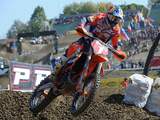 Motorcrosser Herlings wint ondanks val eerste wedstrijd van seizoen