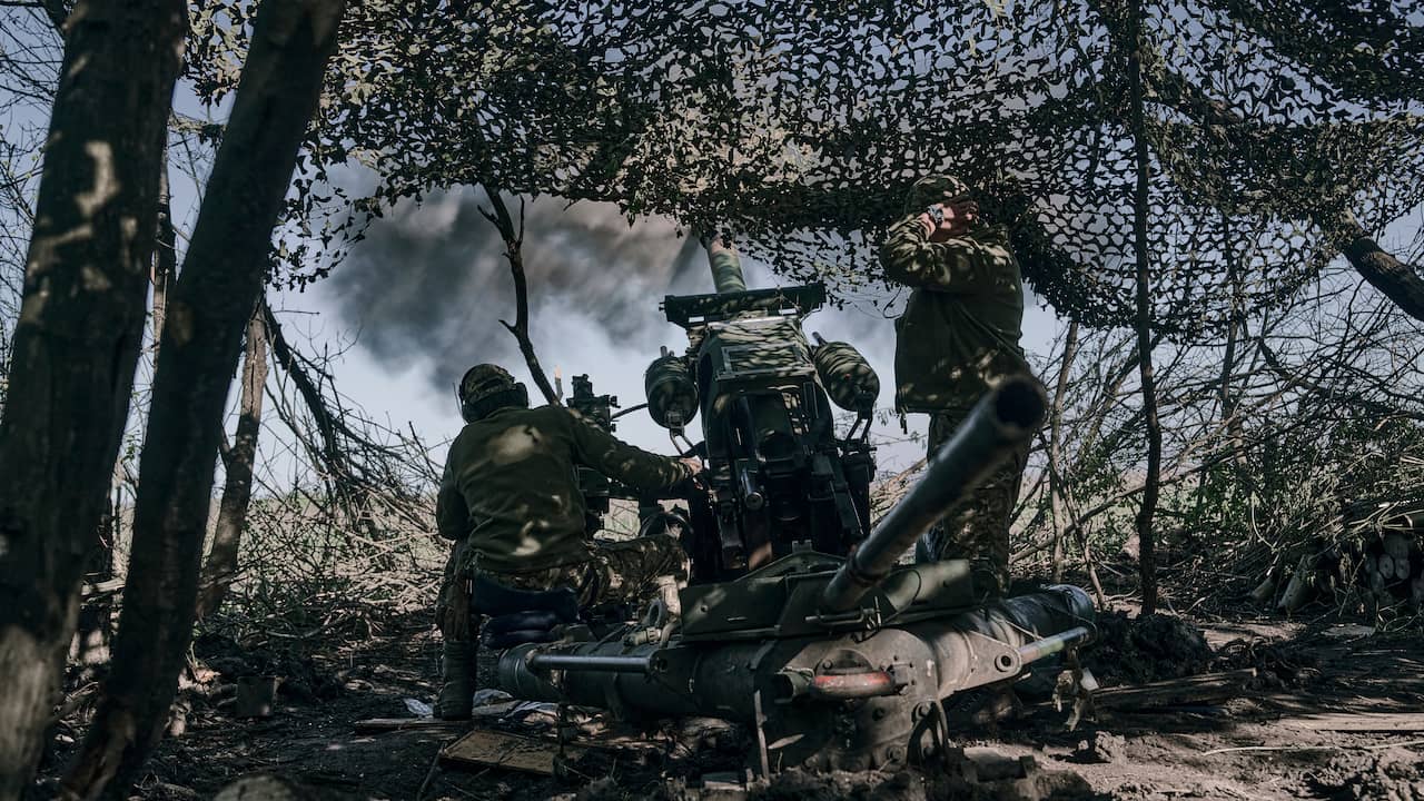 Украина возобновляет боевые действия в Пакмуте, российские части отводятся |  Война на Украине