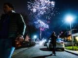 Nederland luidt 2023 in met ouderwets veel vuurwerk, ook waar dat niet mag