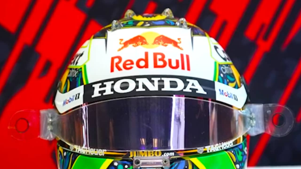 Beeld uit video: Verstappen rijdt met speciale helm in Brazilië: 'Een soort carnaval'