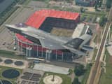 De JSF boven De Grolsch Veste van FC Twente.