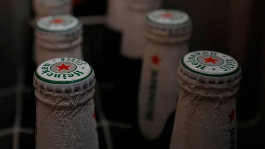Heineken schrapt ongeveer achtduizend banen om kosten te besparen