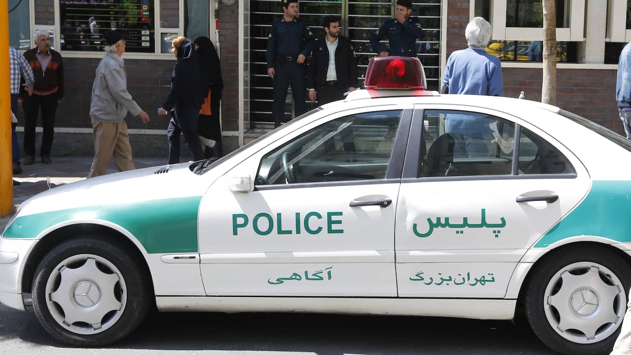 Un uomo iraniano è stato incarcerato per otto anni per aver decapitato la moglie di 17 anni come delitto d’onore |  All’estero