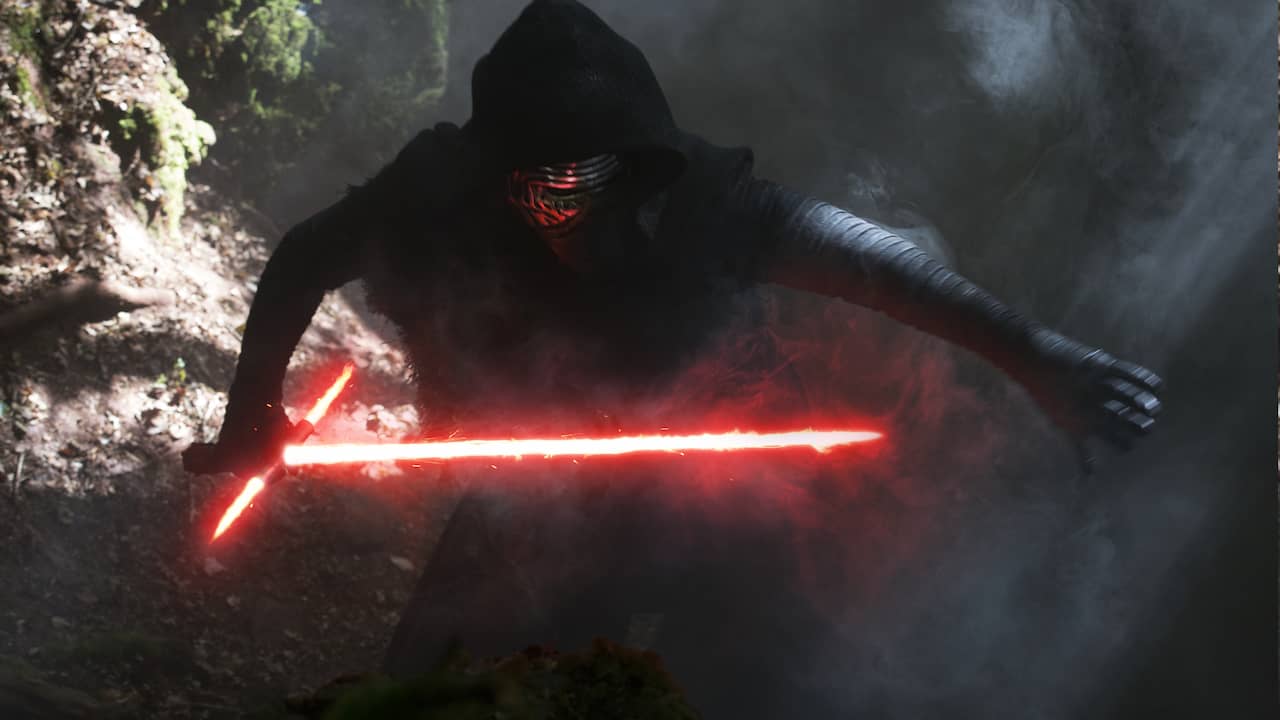Beeld uit video: Star Wars: The Force Awakens Trailer