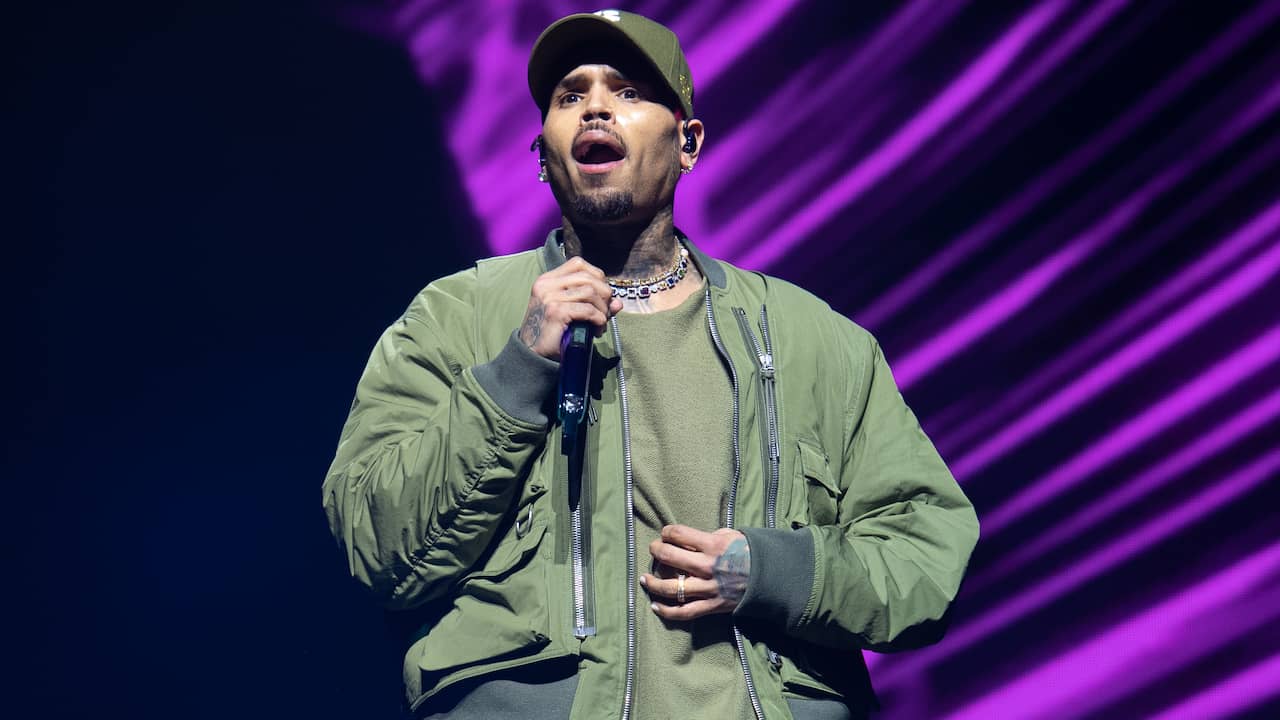 Ook beveiliger klaagt Chris Brown aan na vechtpartij, eist 15 miljoen  dollar | Achterklap | NU.nl