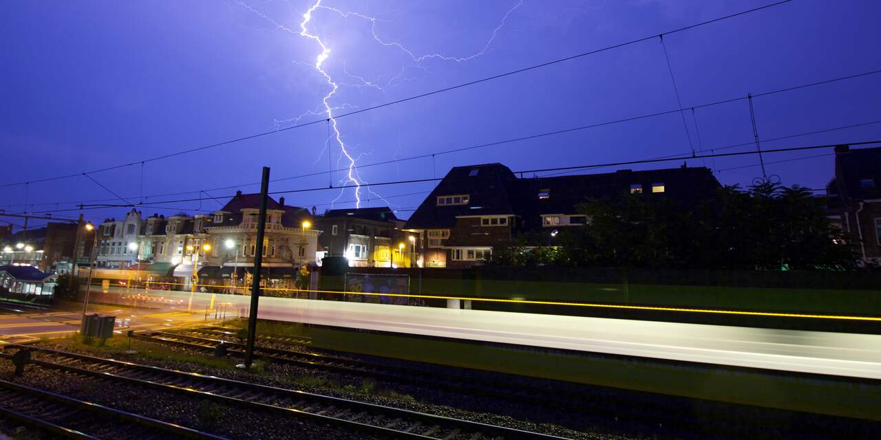 Geen treinen tussen Boxmeer en Venlo door blikseminslag