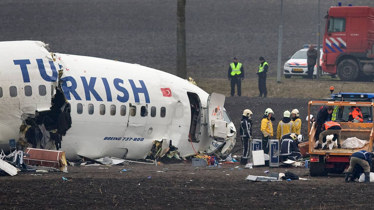 Beeld uit video: Zo verliep de crash met het Turkish Airlines-toestel in 2009