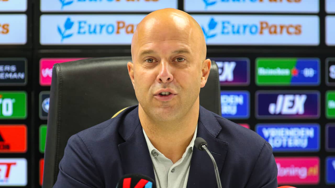 Slot vede le critiche del Feyenoord come un complimento: “Sono di nuovo avvicinato come un top club”
