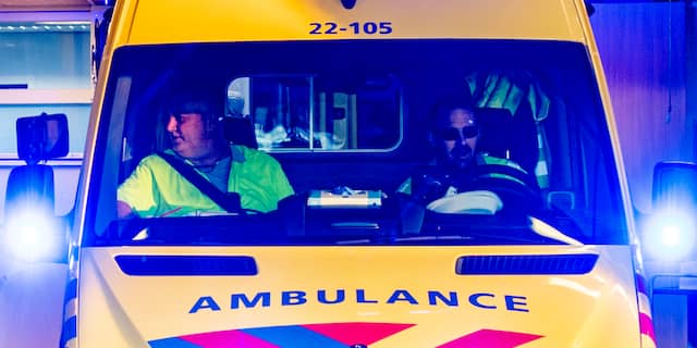 Flinke botsing tussen fietser en bestelbus op bedrijventerrein Lageweide, één gewonde