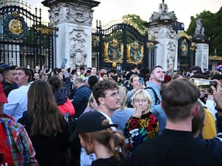 Live: Buckingham Palace na overlijden koningin Elizabeth