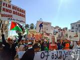 Tienduizenden mensen protesteren tegen heersende elite in Algerije