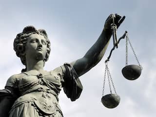 Rechter legt acht jaar cel op voor doodsteken echtgenoot Den Haag