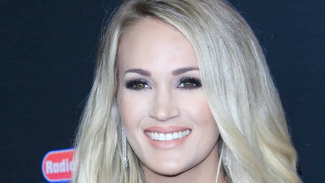Carrie Underwood verwerkt moeilijke periode op 'Cry Pretty'
