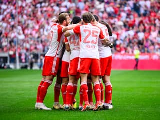 Bayern stelt titelfeest Leverkusen uit, bizar VAR-moment bij Gladbach-Dortmund