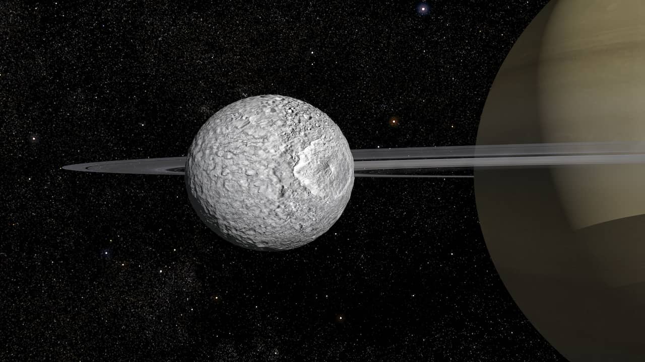 La luna di Saturno, che ricorda una “stella della morte”, ha un oceano nascosto  Scienze