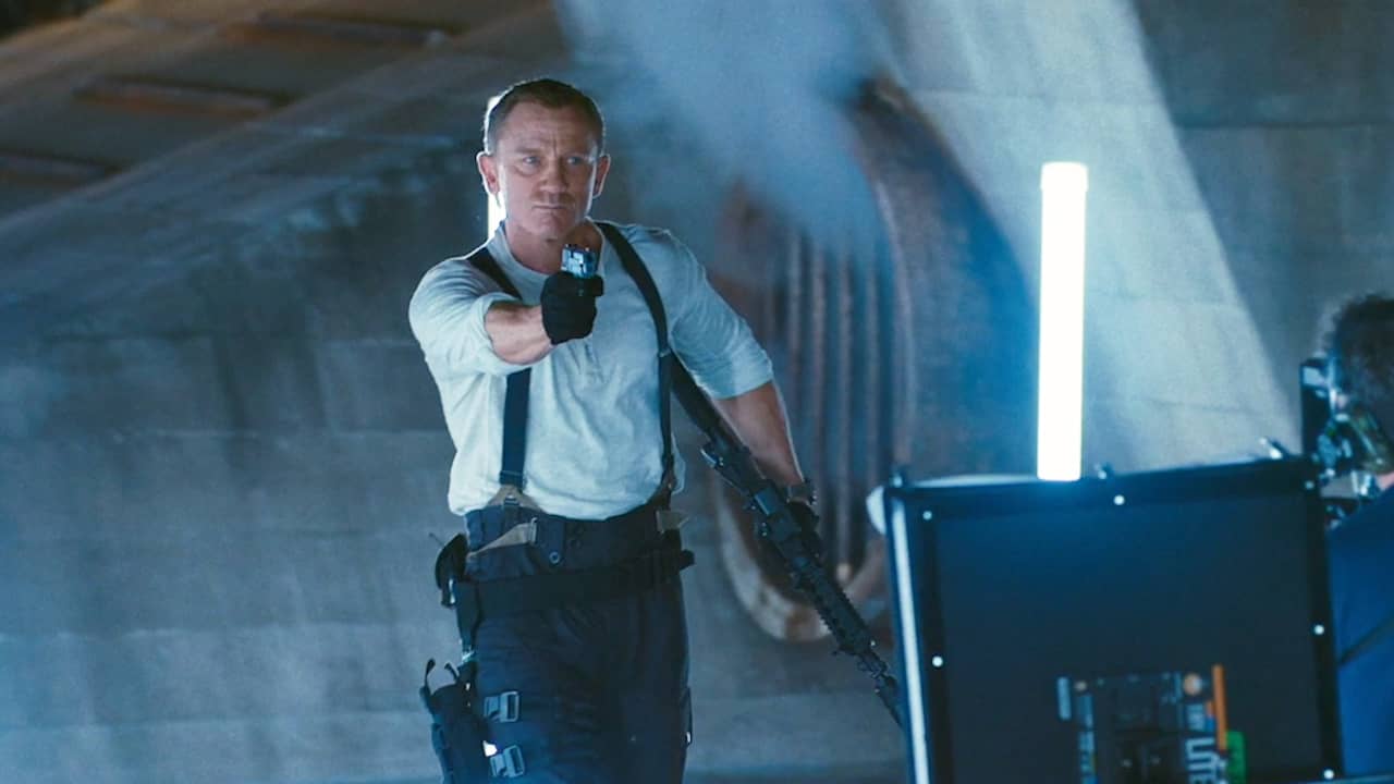 Beeld uit video: Regisseur over No Time to Die: 'James Bond vecht als gewond dier'