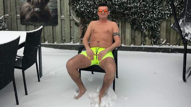 "Sneeuwpret in Hoogkarspel", aldus lezer Dennis Laan.