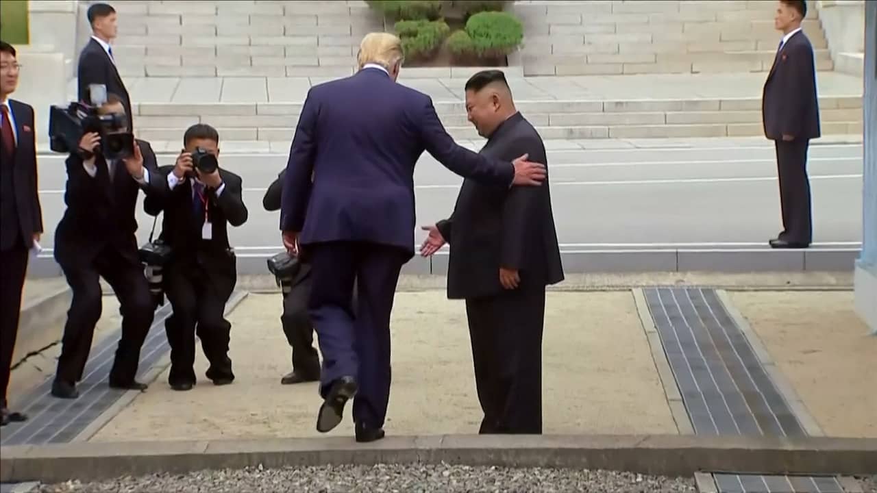 Trump zet als eerste Amerikaanse president voet in Noord-Korea