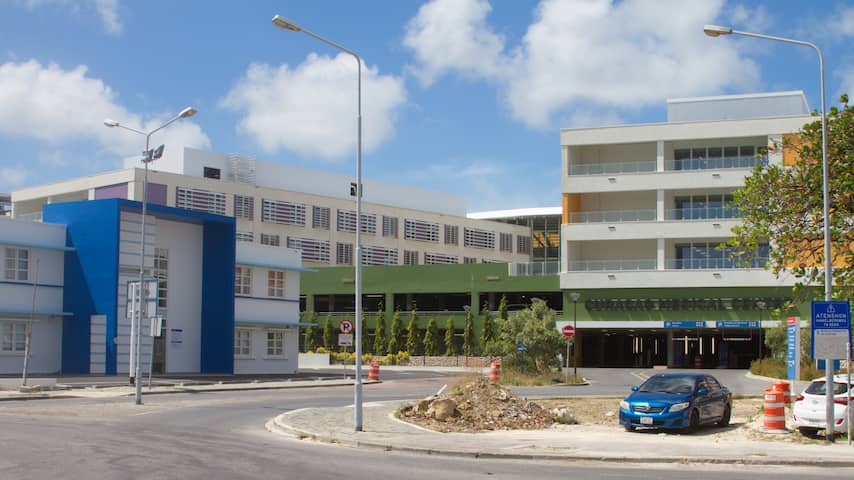 Ziekenhuis Curaçao stelt operaties uit door personeelsuitval