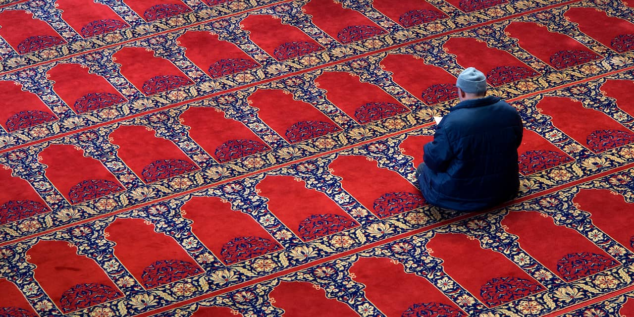 Nederlandse moskeeën beïnvloed door gedachtegoed uit onvrije landen