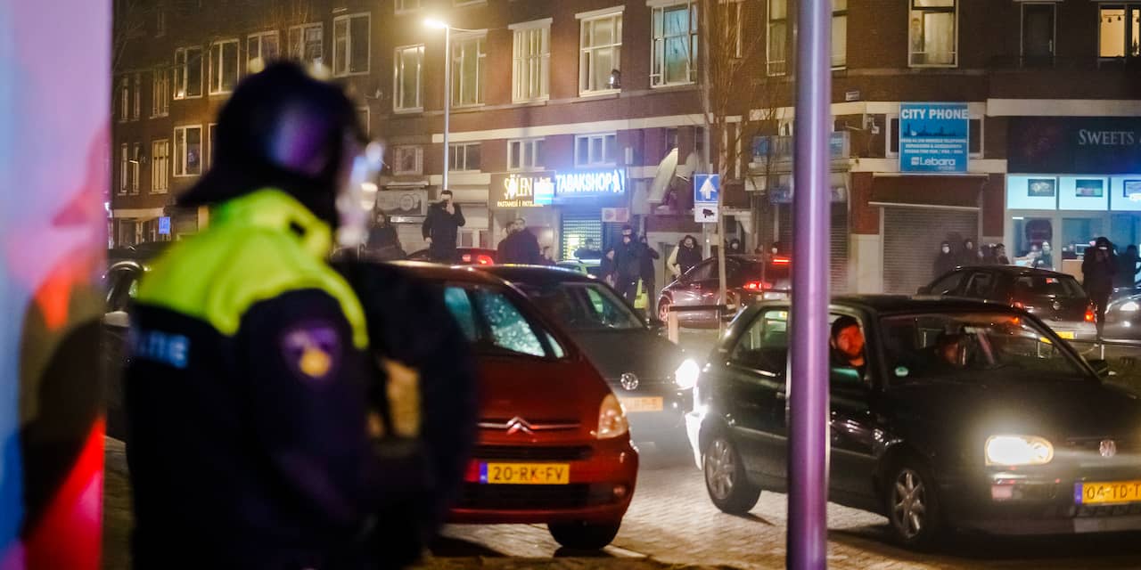 Amsterdamse politici over rellen Molukkenstraat: 'Afschuwelijke beelden'