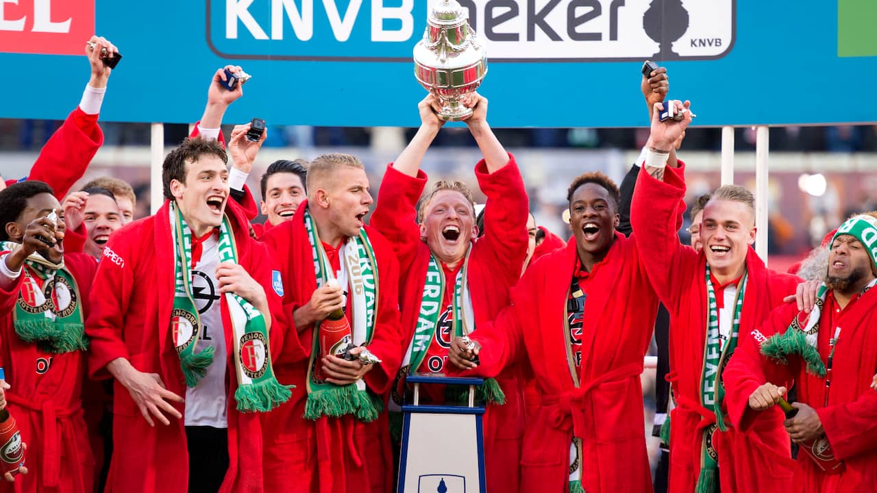 bedrag hardware blouse Feyenoord verovert KNVB-beker dankzij zege op FC Utrecht | KNVB Beker |  NU.nl